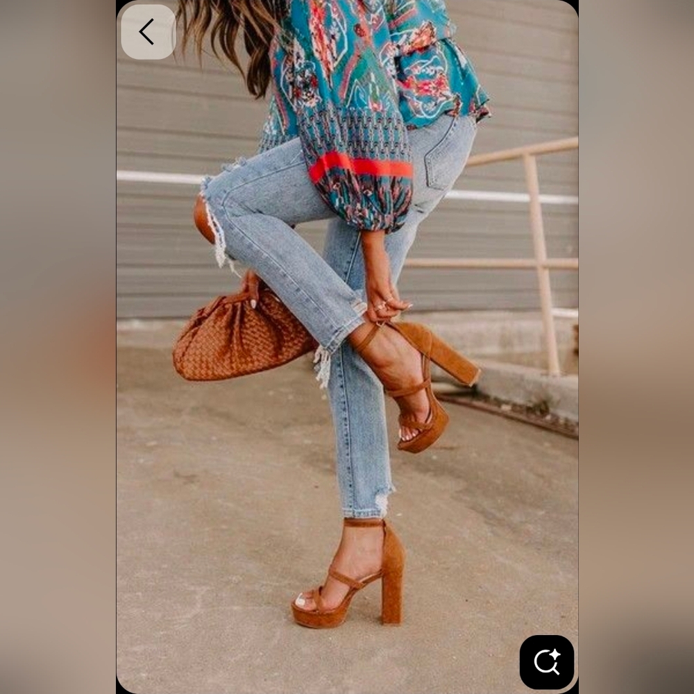 Good American Block Heel Square Toe Sandals